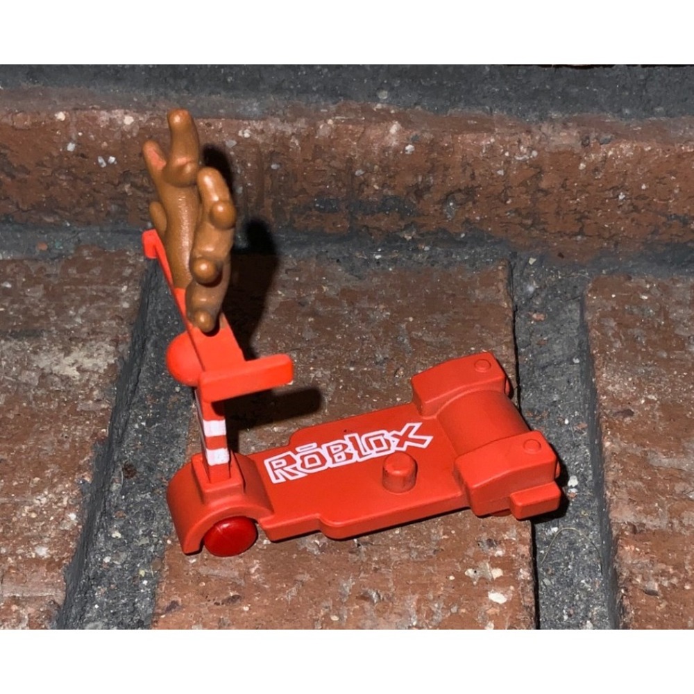 Roblox 2021 Advent Calendar Red Scooter Action‎ Figure Replacement